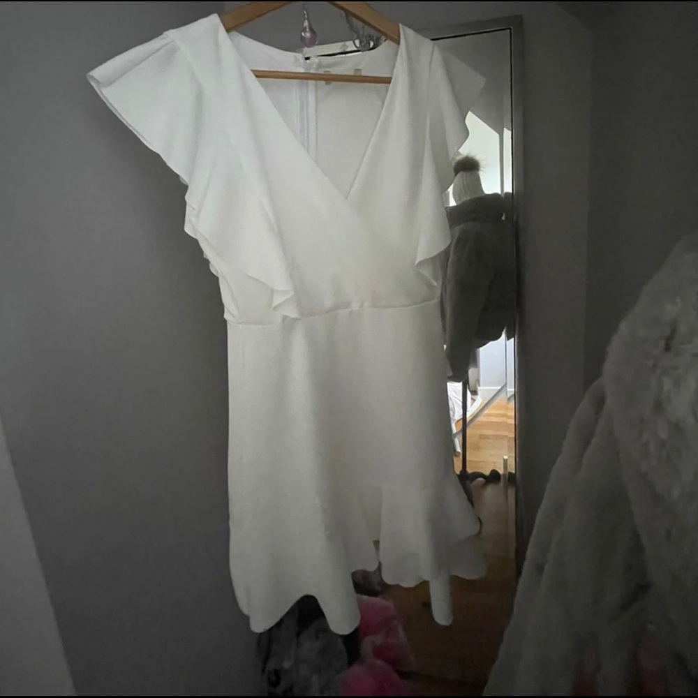 Altar’d State White Dress size M
